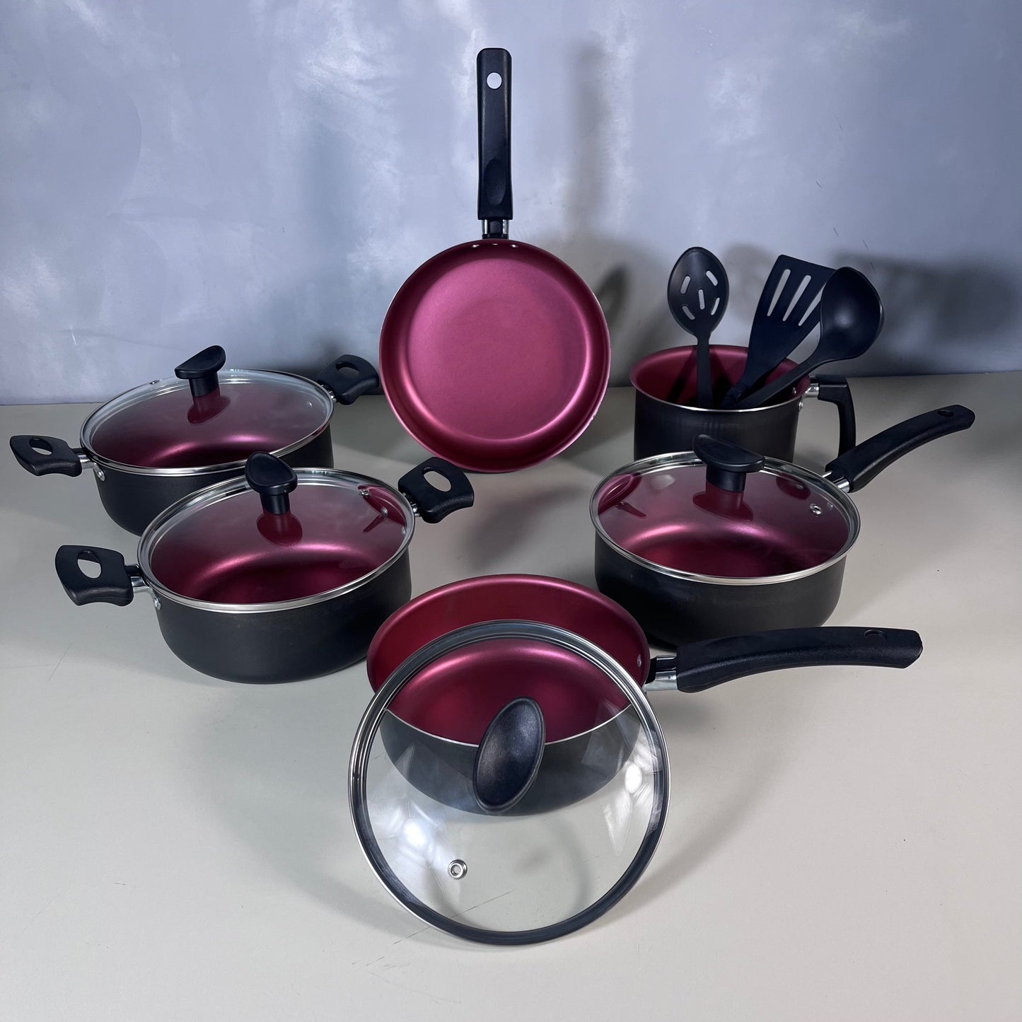 Jogo de Panelas Antiaderente 9 Peças - Preto com Cereja